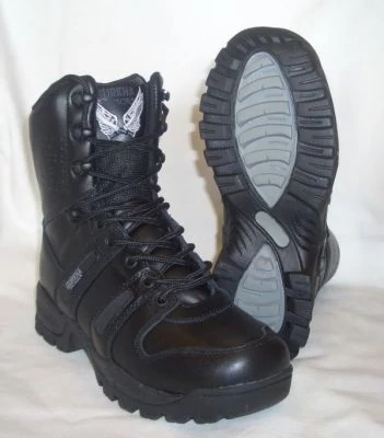Gurkha bakancs